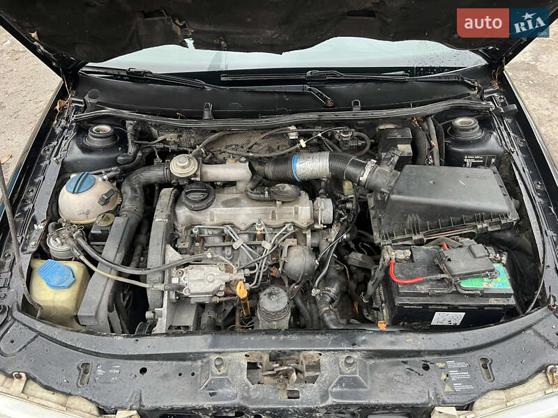 Універсал Skoda Octavia 2003 в Золочеві