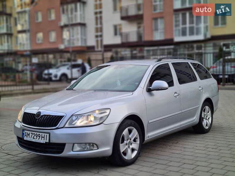 Універсал Skoda Octavia 2013 в Житомирі