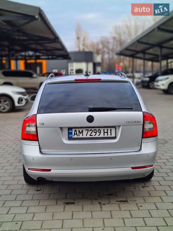 Універсал Skoda Octavia 2013 в Житомирі