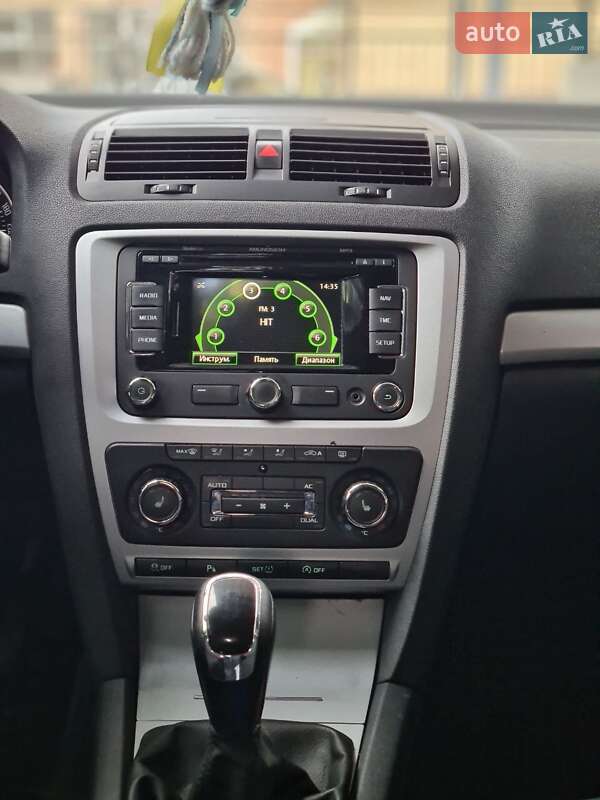Універсал Skoda Octavia 2013 в Житомирі