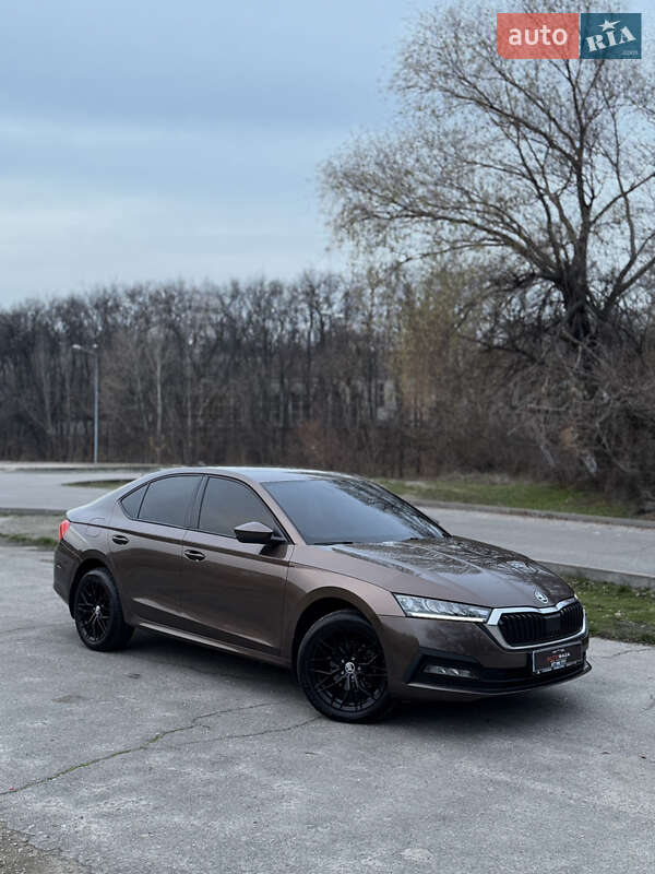 Лифтбек Skoda Octavia 2020 в Днепре