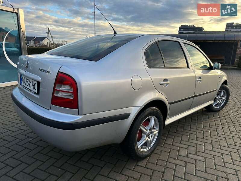 Лифтбек Skoda Octavia 2001 в Хусте