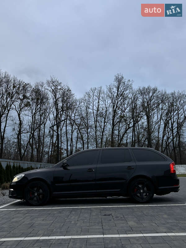 Універсал Skoda Octavia 2010 в Луцьку