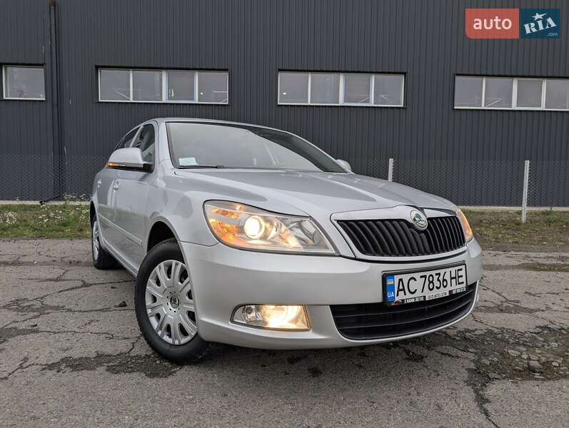 Ліфтбек Skoda Octavia 2010 в Луцьку