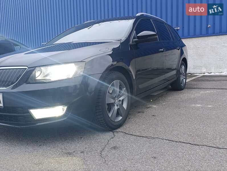 Универсал Skoda Octavia 2014 в Львове фото 4 Универсал Skoda Octavia 2014 в Львове