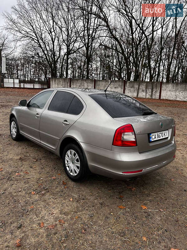 Лифтбек Skoda Octavia 2012 в Умани