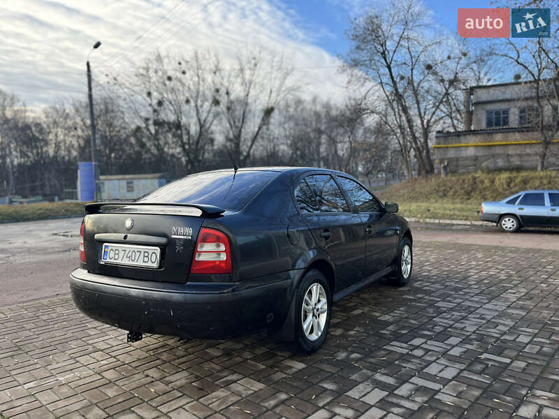 Ліфтбек Skoda Octavia 2004 в Чернігові