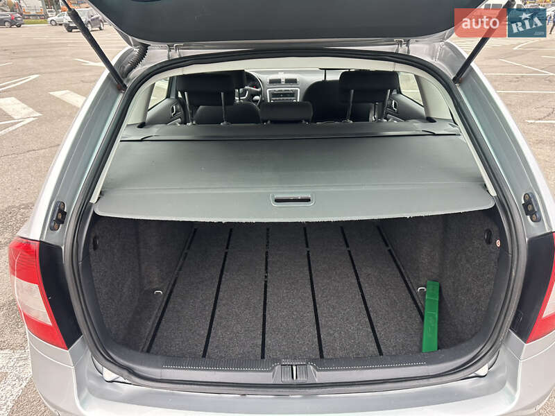 Универсал Skoda Octavia 2009 в Житомире