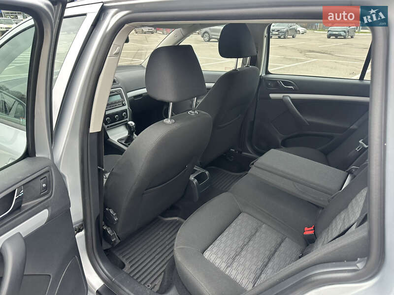 Универсал Skoda Octavia 2009 в Житомире