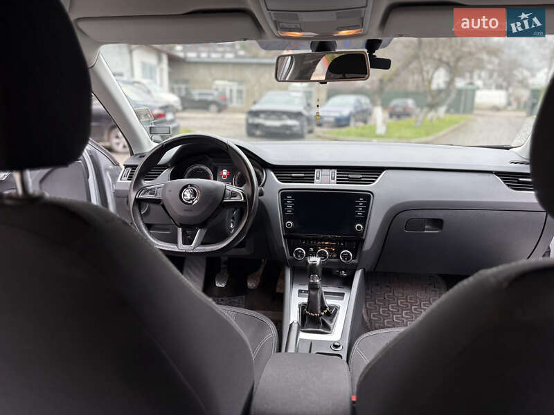 Лифтбек Skoda Octavia 2019 в Львове