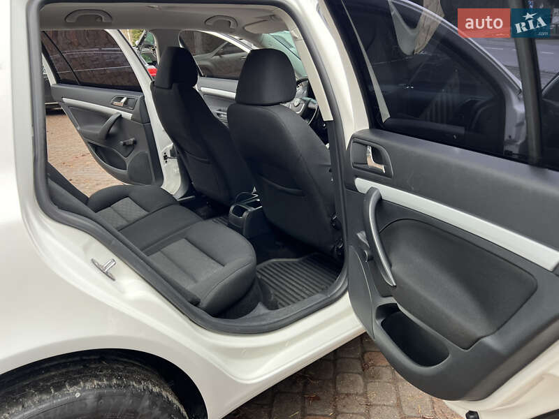 Универсал Skoda Octavia 2010 в Трускавце фото 40 Универсал Skoda Octavia 2010 в Трускавце