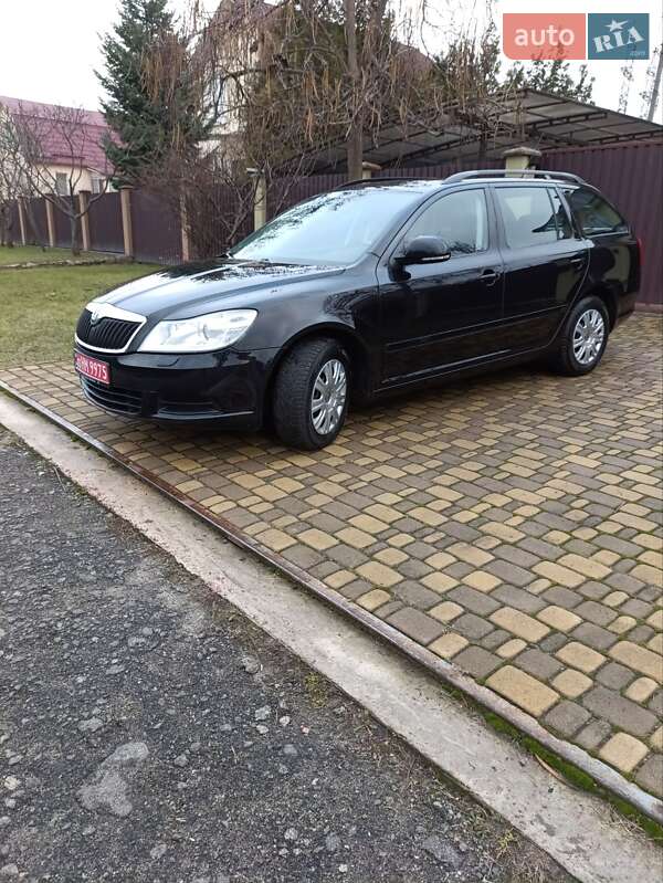 Універсал Skoda Octavia 2010 в Києві фото 2 Універсал Skoda Octavia 2010 в Києві