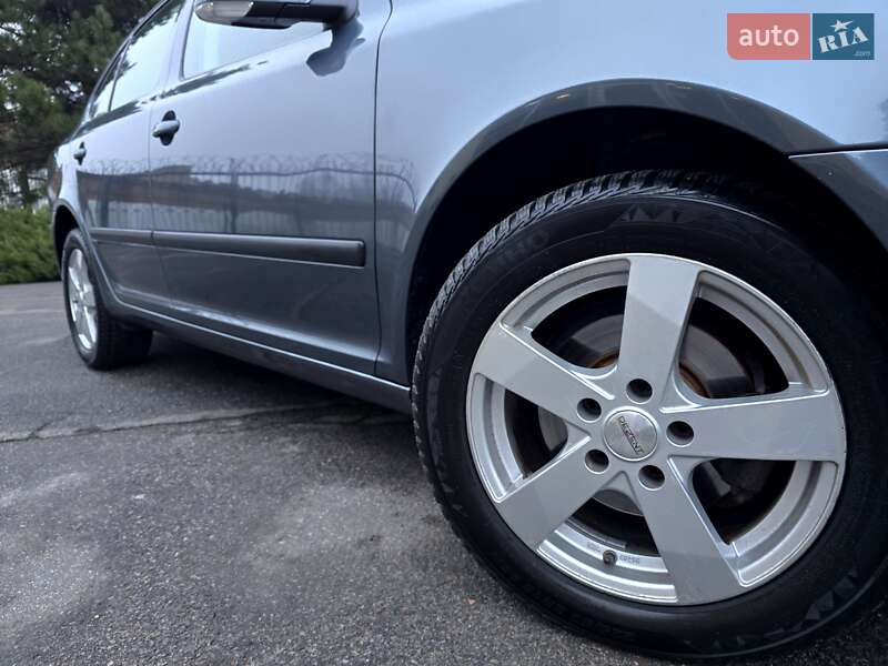 Ліфтбек Skoda Octavia 2006 в Полтаві
