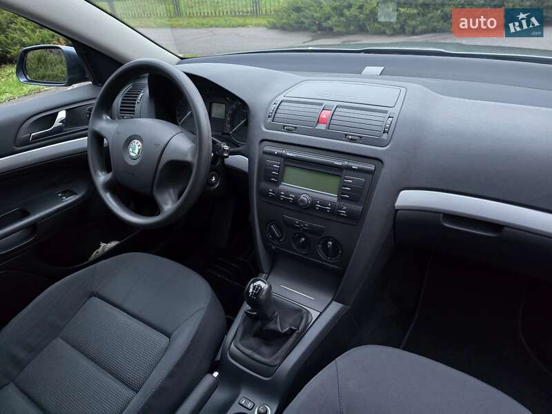 Ліфтбек Skoda Octavia 2006 в Полтаві