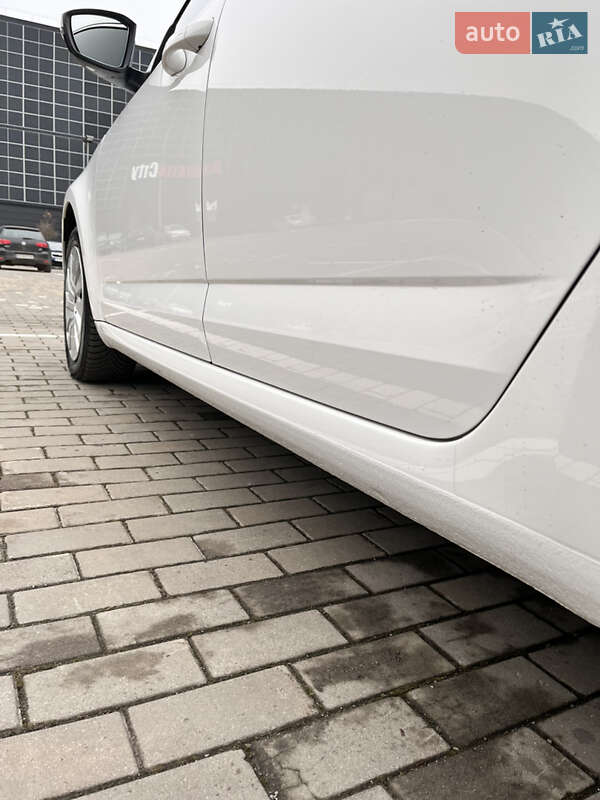 Универсал Skoda Octavia 2017 в Луцке