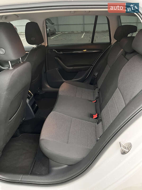 Универсал Skoda Octavia 2017 в Луцке