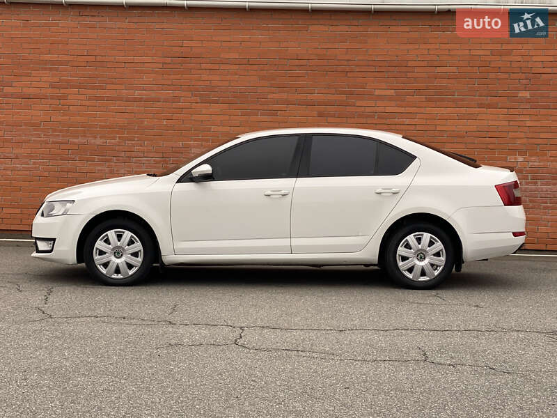 Лифтбек Skoda Octavia 2015 в Киеве фото 9 Лифтбек Skoda Octavia 2015 в Киеве