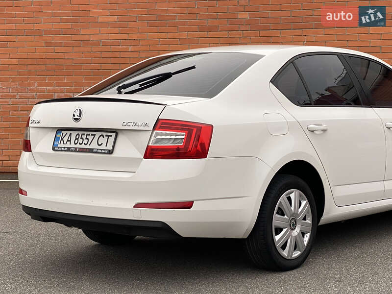 Лифтбек Skoda Octavia 2015 в Киеве фото 15 Лифтбек Skoda Octavia 2015 в Киеве
