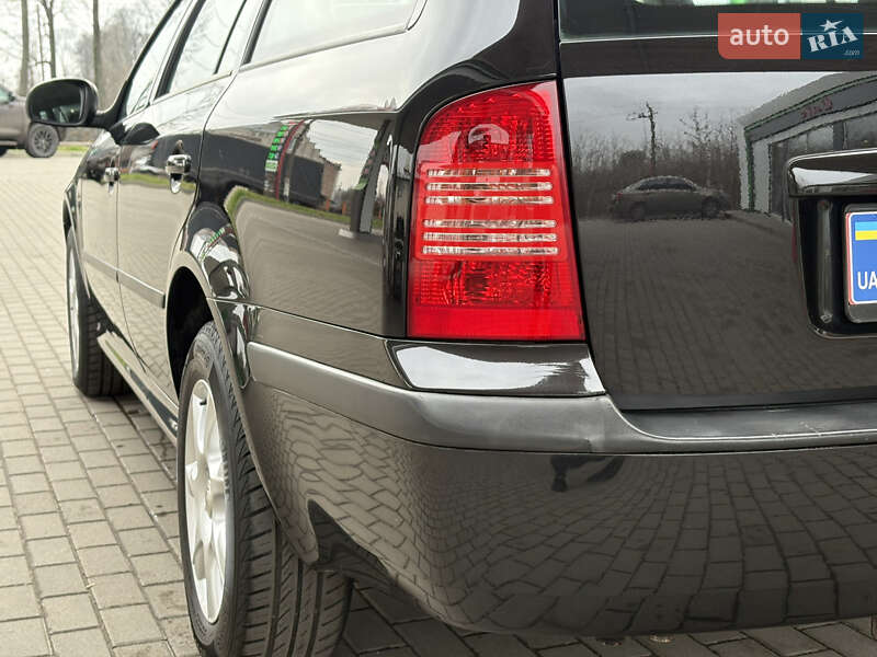 Универсал Skoda Octavia 2009 в Житомире