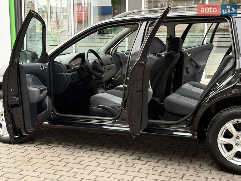 Универсал Skoda Octavia 2009 в Житомире