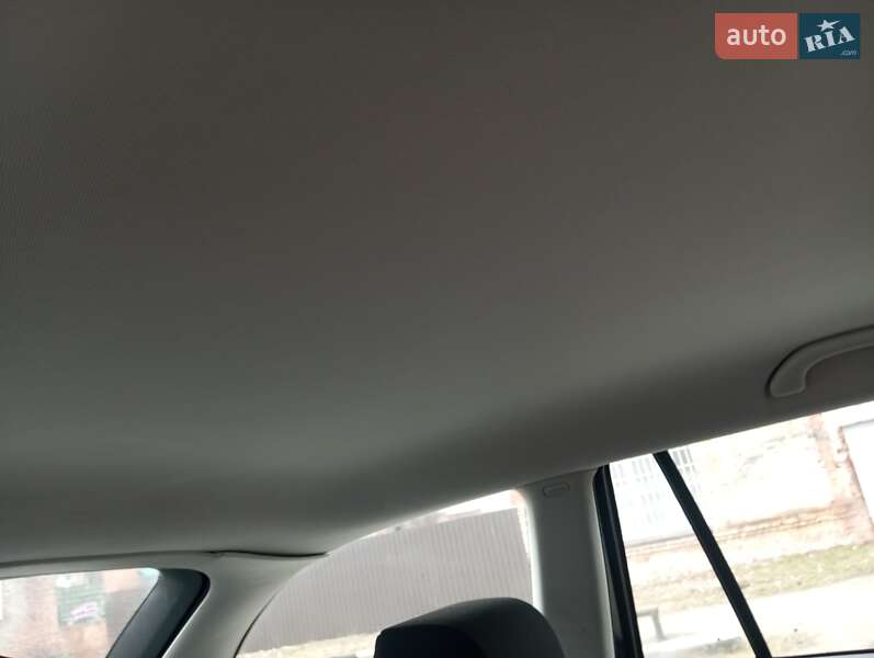 Универсал Skoda Octavia 2009 в Чернигове