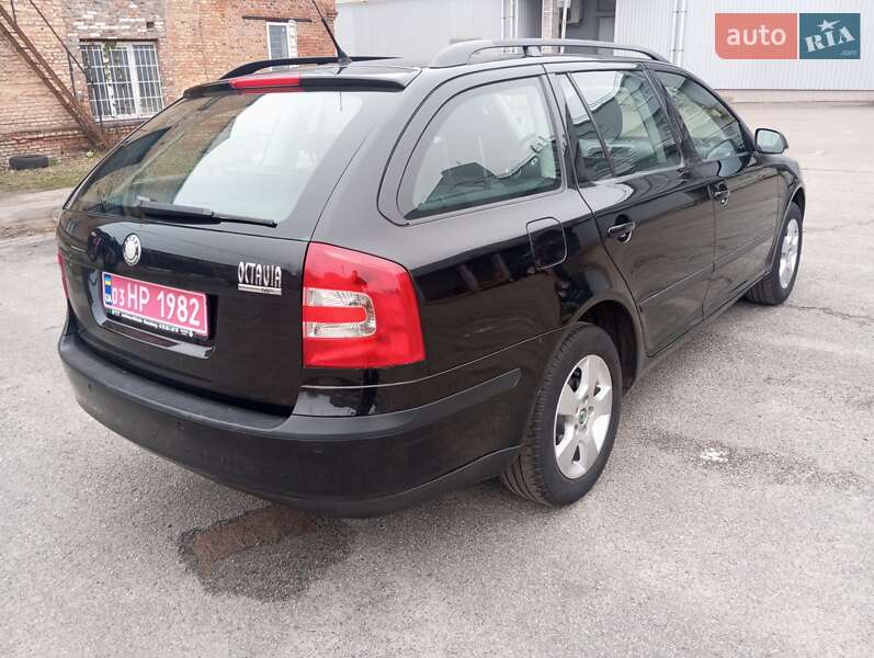 Универсал Skoda Octavia 2009 в Чернигове