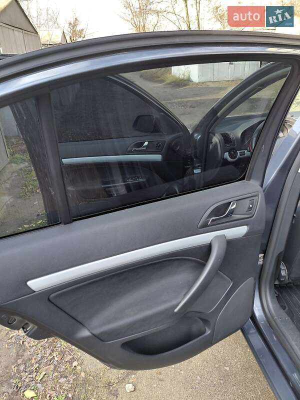 Лифтбек Skoda Octavia 2008 в Днепре