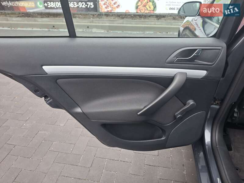 Лифтбек Skoda Octavia 2008 в Лубнах