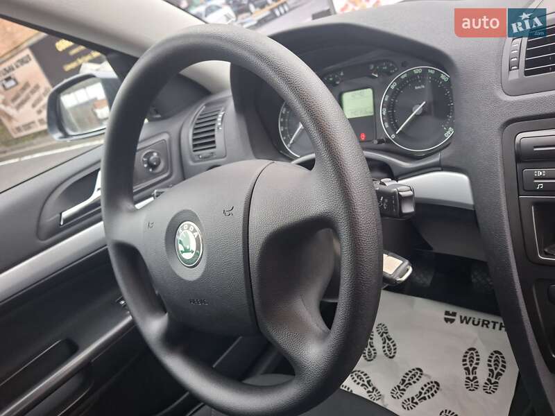 Лифтбек Skoda Octavia 2008 в Лубнах