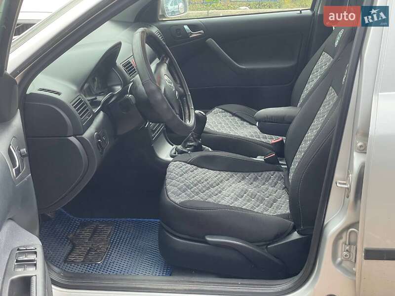 Универсал Skoda Octavia 2004 в Киеве фото 8 Универсал Skoda Octavia 2004 в Киеве