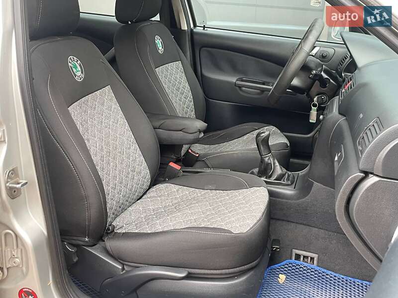 Универсал Skoda Octavia 2004 в Киеве фото 10 Универсал Skoda Octavia 2004 в Киеве