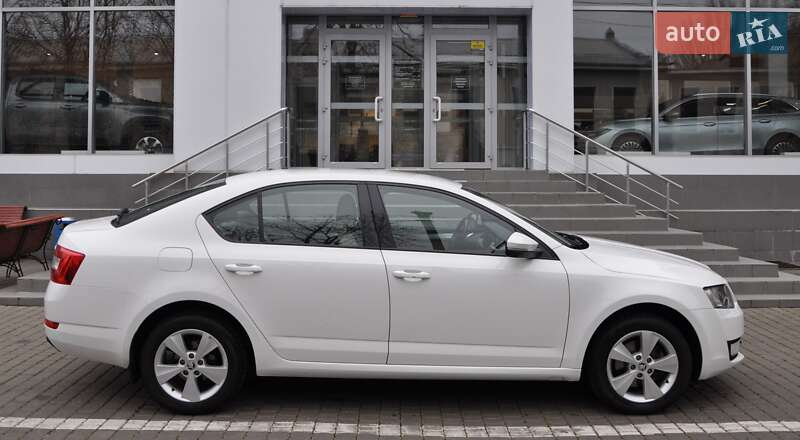 Лифтбек Skoda Octavia 2013 в Одессе