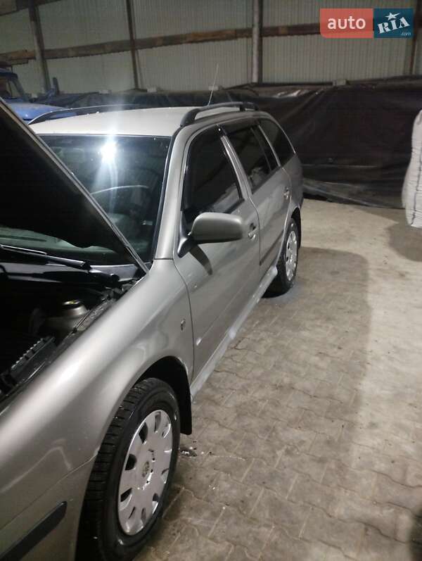 Универсал Skoda Octavia 2008 в Хмельницком