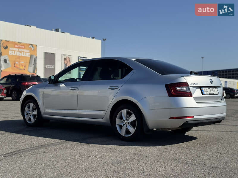 Лифтбек Skoda Octavia 2017 в Киеве