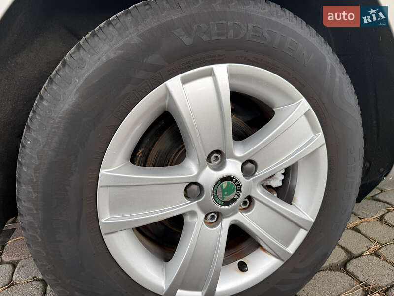 Ліфтбек Skoda Octavia 2010 в Ужгороді фото 19 Ліфтбек Skoda Octavia 2010 в Ужгороді