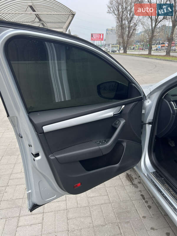 Универсал Skoda Octavia 2014 в Днепре фото 30 Универсал Skoda Octavia 2014 в Днепре