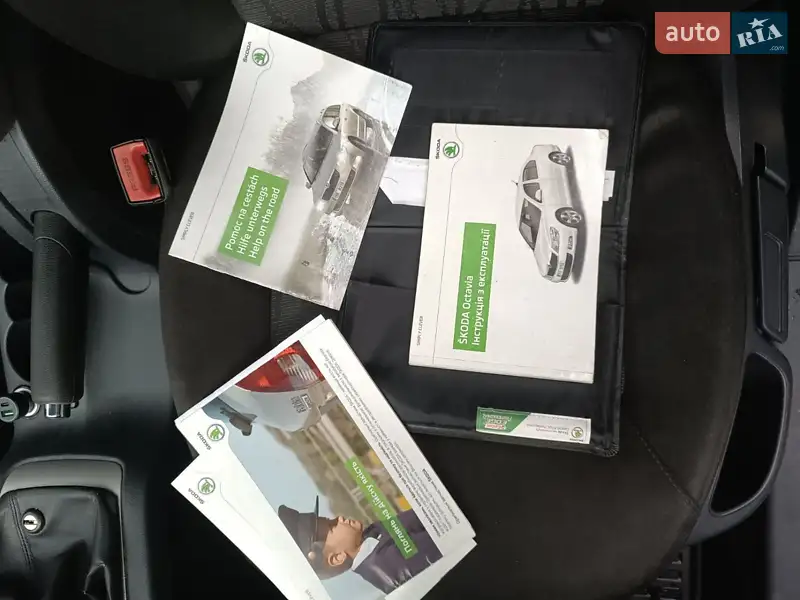 Универсал Skoda Octavia 2012 в Вижнице документ