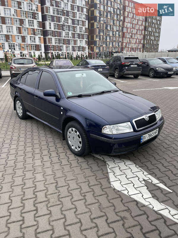 Лифтбек Skoda Octavia 2003 в Полтаве