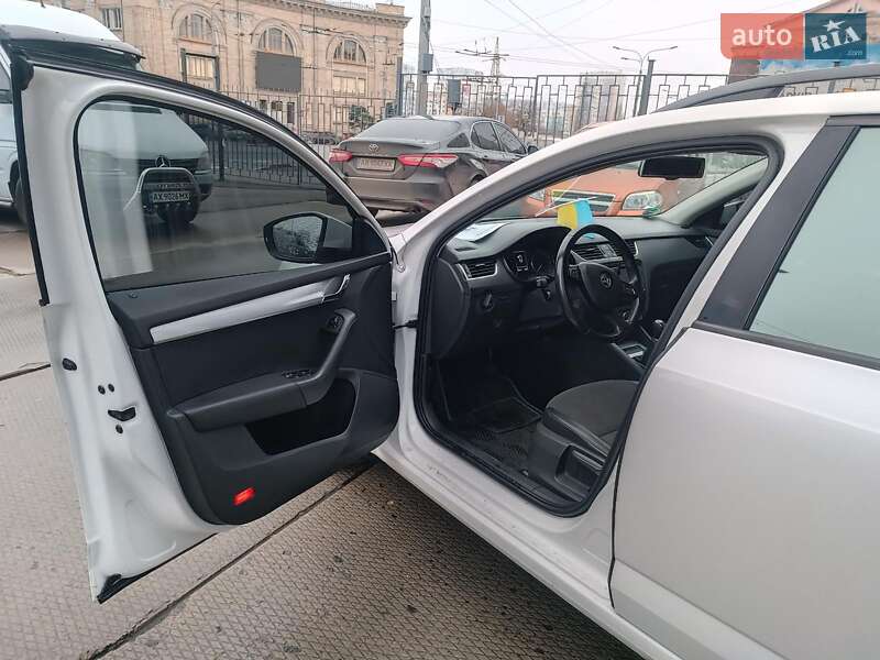Универсал Skoda Octavia 2014 в Харькове фото 13 Универсал Skoda Octavia 2014 в Харькове