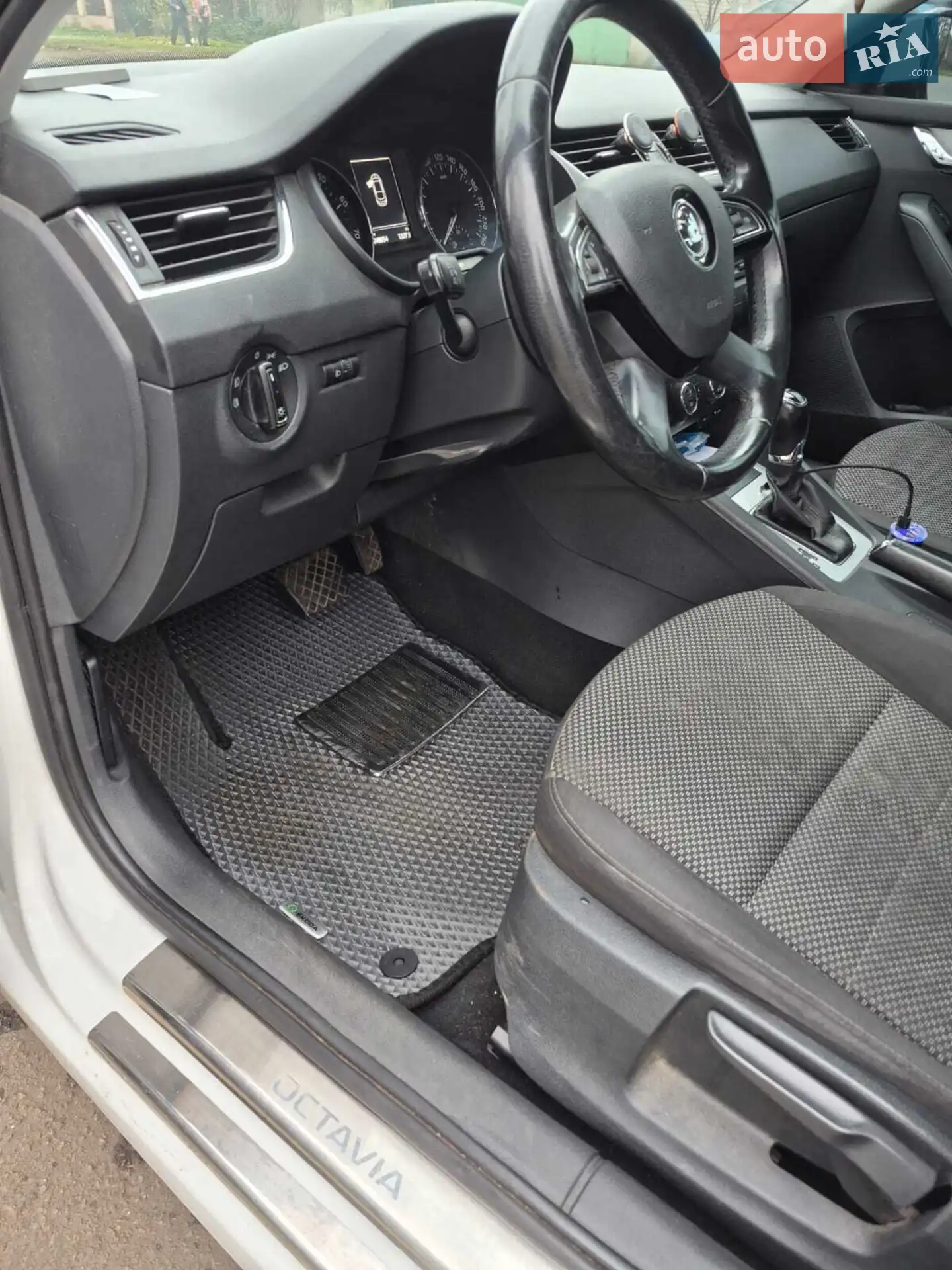 2013 Skoda Octavia - мініатюра 11