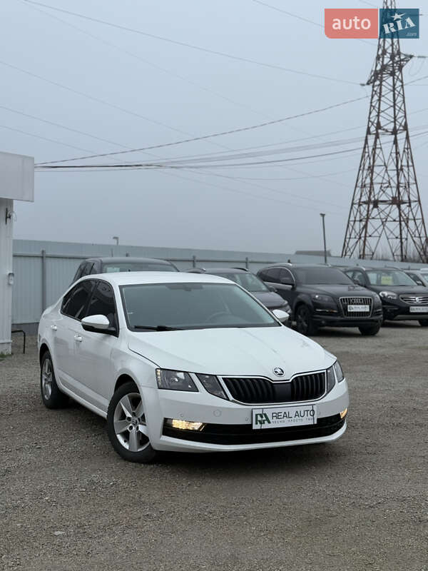 Лифтбек Skoda Octavia 2019 в Кропивницком