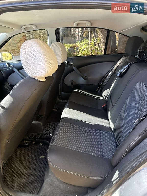 Лифтбек Skoda Octavia 2003 в Хмельницком