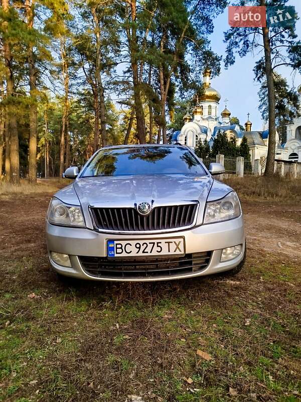 Універсал Skoda Octavia 2011 в Сумах