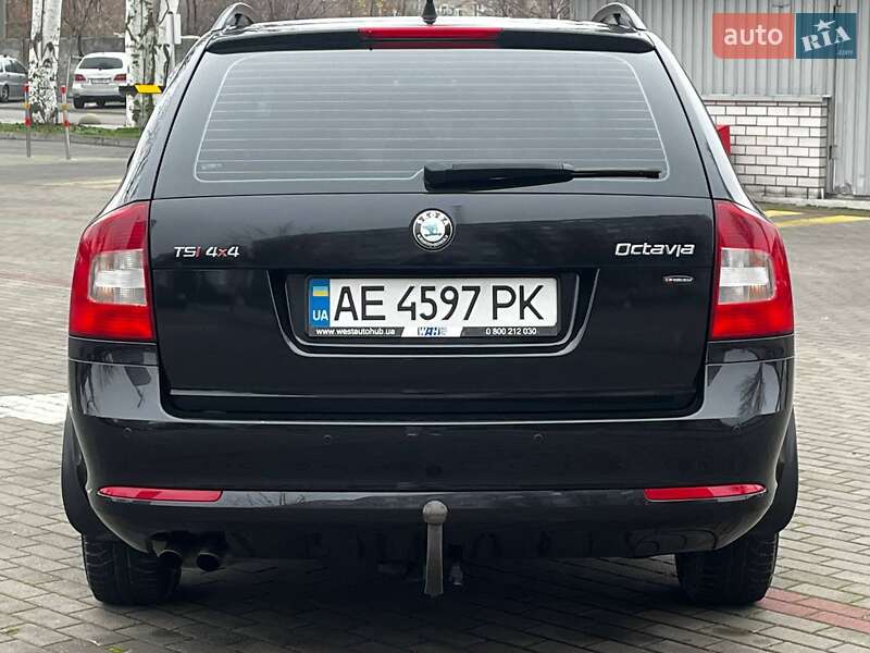 Універсал Skoda Octavia 2010 в Дніпрі