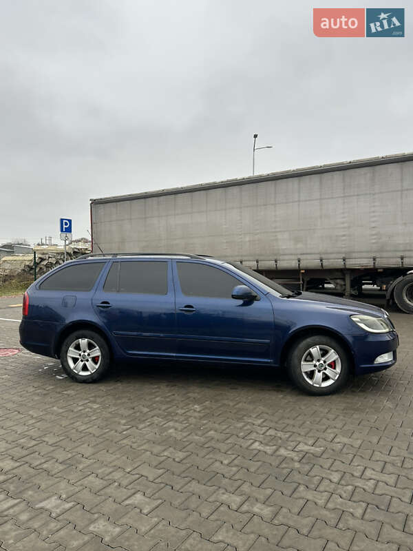 Универсал Skoda Octavia 2009 в Стрые