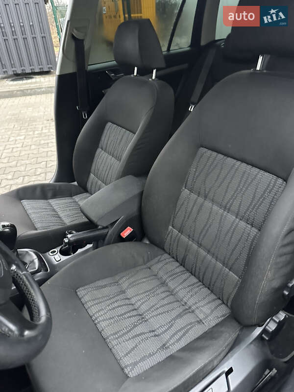 Универсал Skoda Octavia 2009 в Стрые