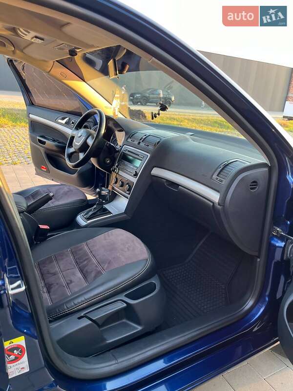 Ліфтбек Skoda Octavia 2010 в Хмельницькому