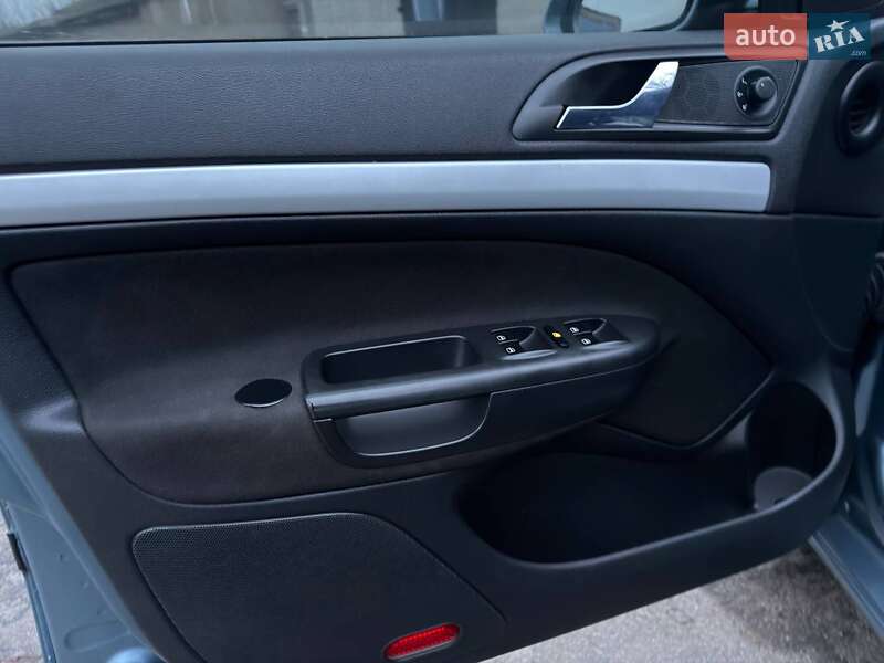 Лифтбек Skoda Octavia 2008 в Ахтырке