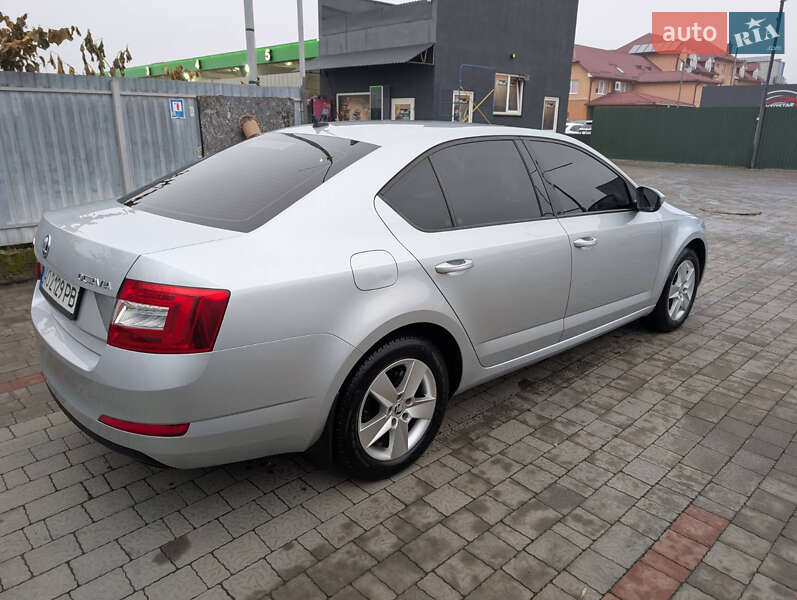 Лифтбек Skoda Octavia 2015 в Мукачево