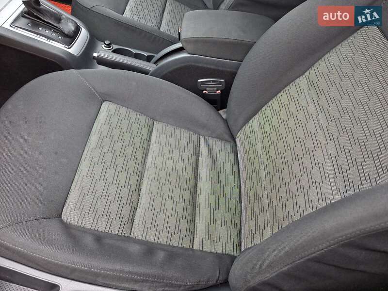 Ліфтбек Skoda Octavia 2010 в Конотопі